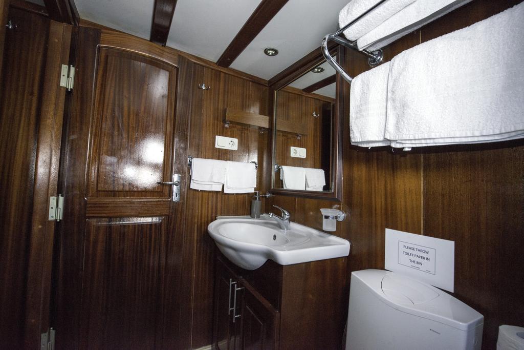 Tersane IV Vincitore 4 Hotel Di Bruno Barbieri Palermo Cameră foto